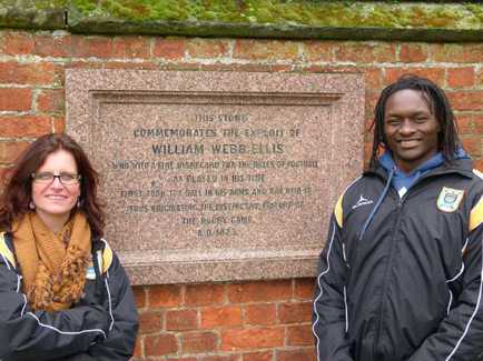 Simone Günther und Jeff Tigere an der Rugby School